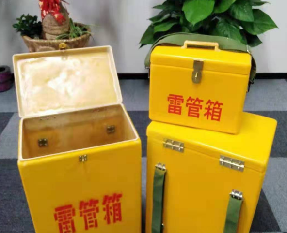 冠县玻璃钢雷管箱有哪些特点